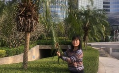 男人边吃奶边挵进去呻吟漫画